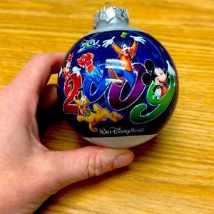 2009 Disney Ball Ornament